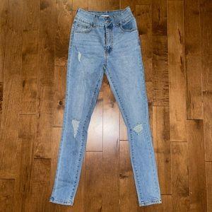 Size 25. Forever21 jeans 👖